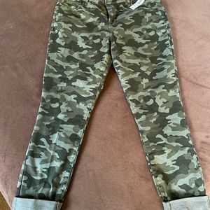 Old Navy camouflage jeans (NWT)